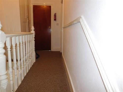 Spencer Inn Apartments Harrow Exteriör bild